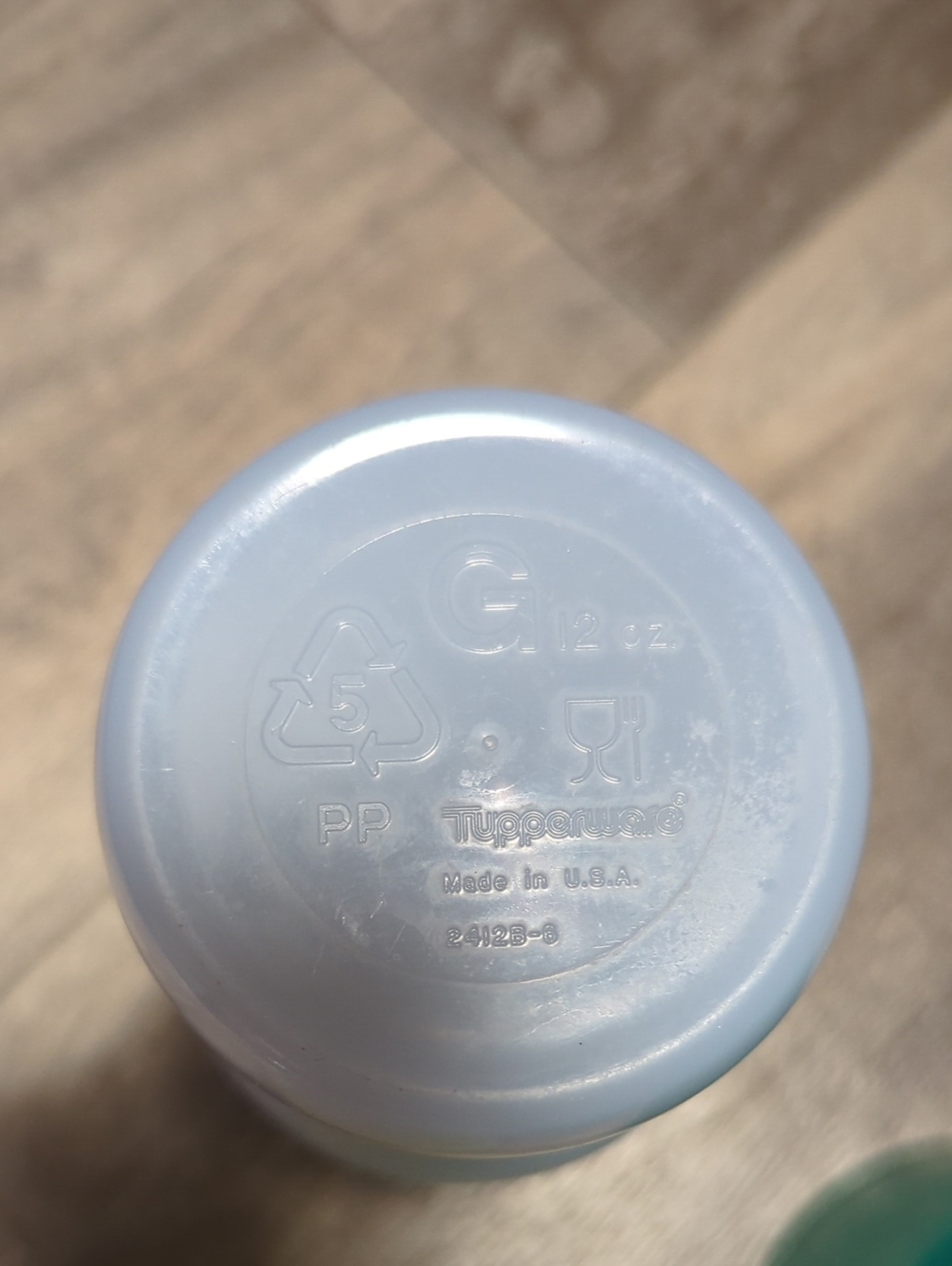 Tupperware Tumblers In Two Sizes - Picture 2 of 3
